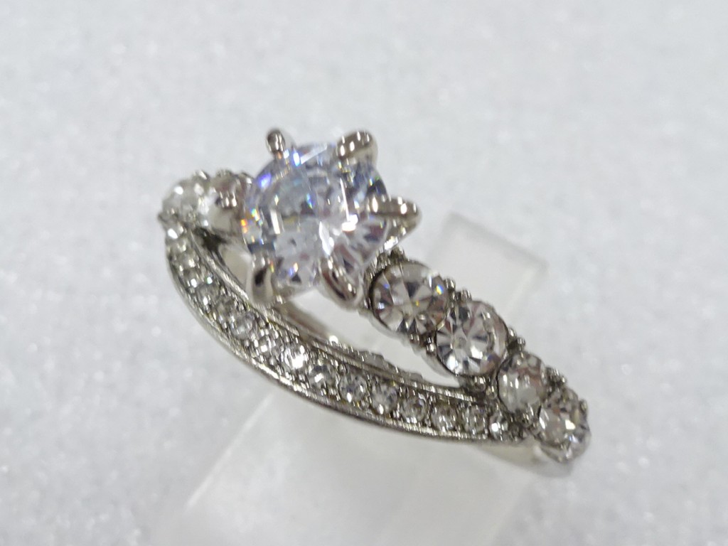 Japanese Kimono / Antique Accessories Metal